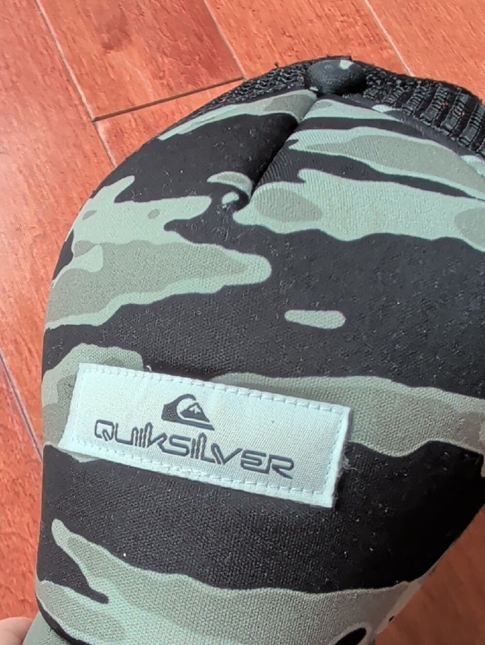 Quiksilver Olive Green & Black Camo Trucker Hat - 55 cm (kids) - Picture 2 of 6
